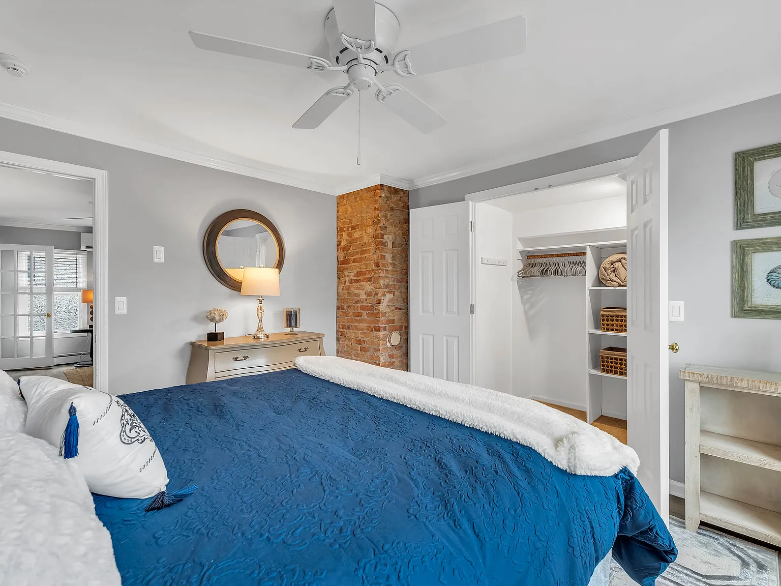 2 bed, $2,300 — Photo 3