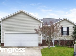 622 Loch Lomond Cir, Concord, NC 28025