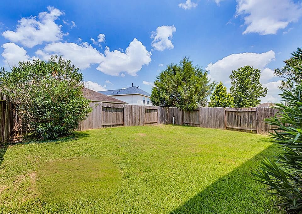 2nd image of 4739 Windy Cypress Ct
