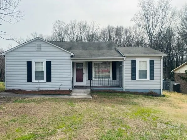 512 Dial St, Landis, NC 28088