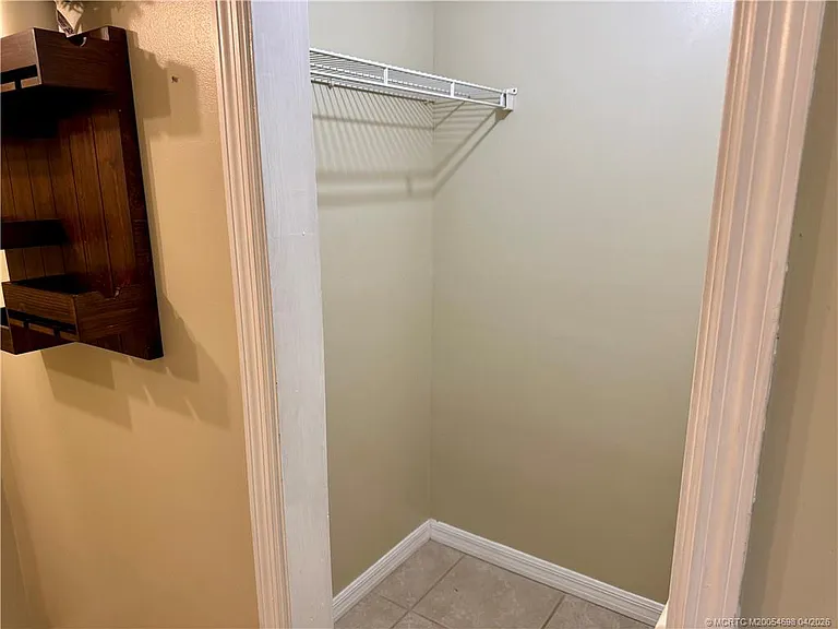 3489 NE Linda Dr — Photo 35