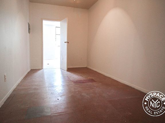 5th image of 249 Vernon Ave APT 2L