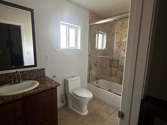 4th image of 1336 W 103rd St