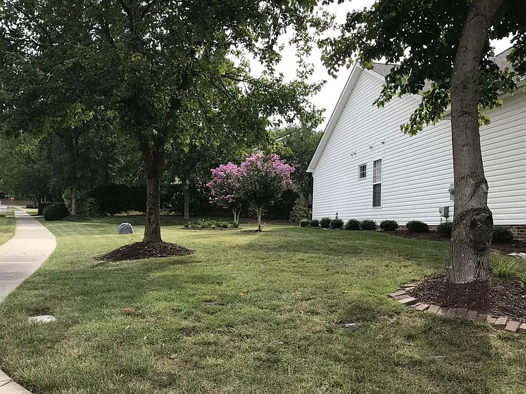 201 Indian Elm Ln — Photo 15