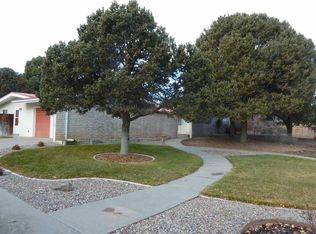 529 Todd Loop, White Rock, NM 87544