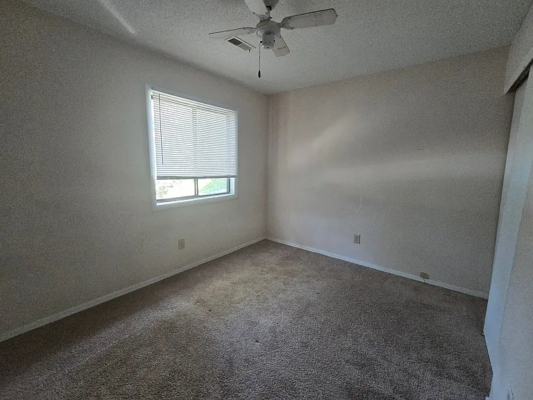 1708 N Hamilton St #E — Photo 12