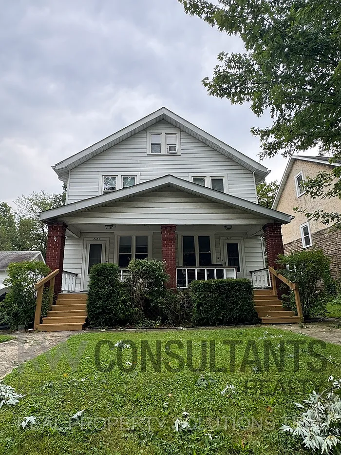 3 bed, 1.0 bath, $1,500 — Photo 1