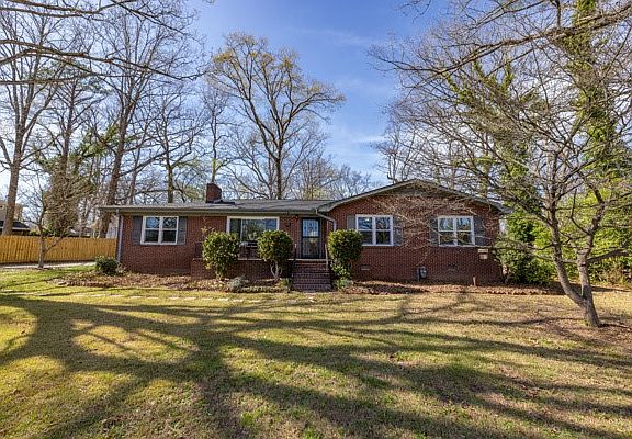 2nd image of 3507 Edwards Rd