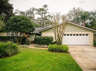 18 Fairway Rd, Jacksonville Beach, FL 32250