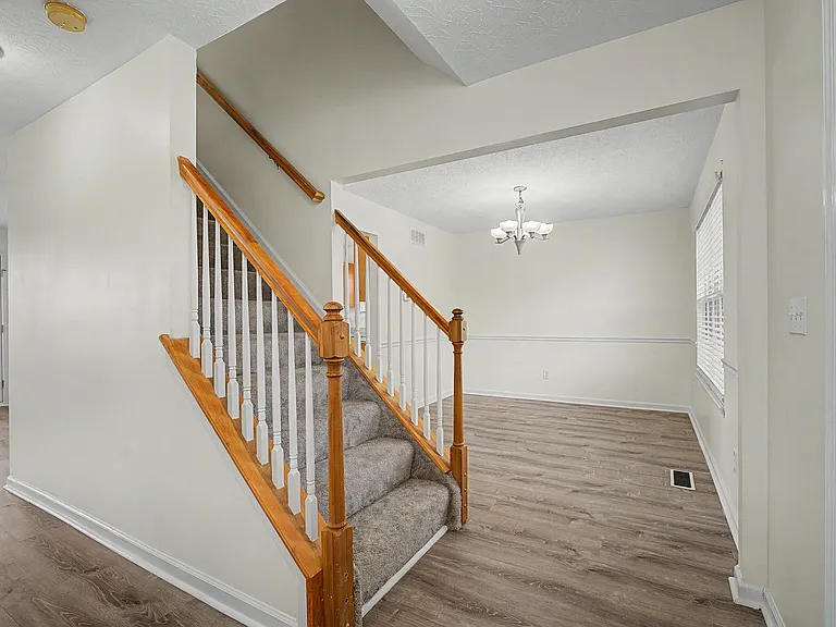 7973 Seabury Ct — Photo 22