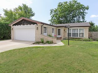 1035 Wicke Ave, Des Plaines, IL 60018