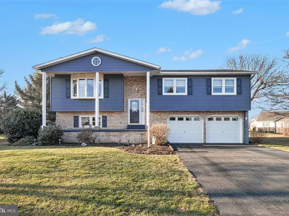 440 Croghan Dr, Carlisle, PA 17013