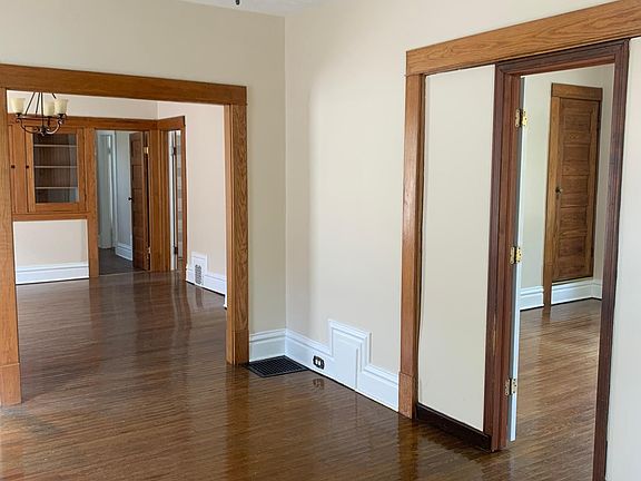 2nd image of 315 Fuller Ave SE Floor 2