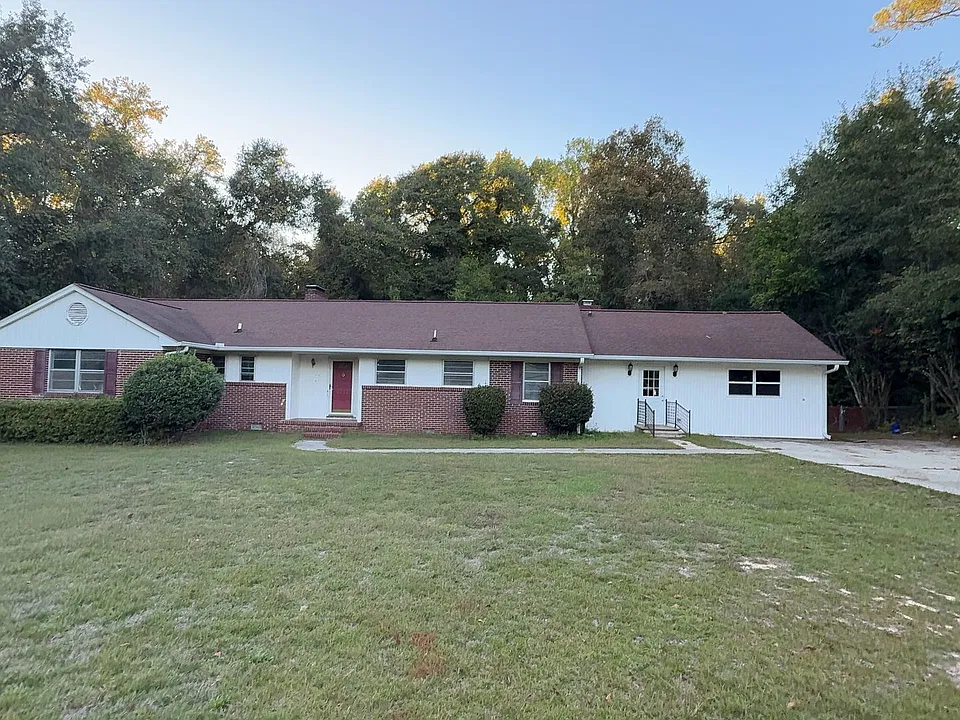 1713 Forest Dr