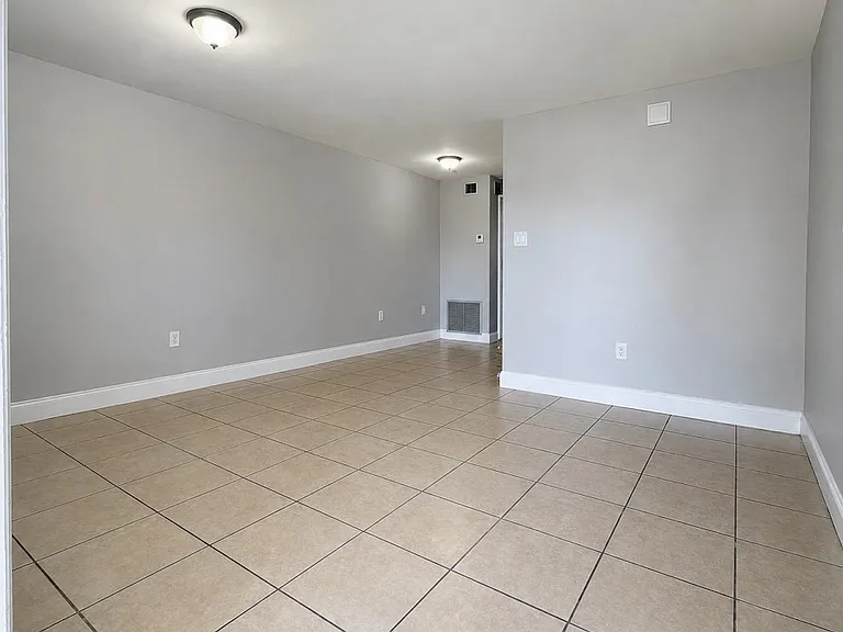 3304 Edgewood Ave — Photo 1