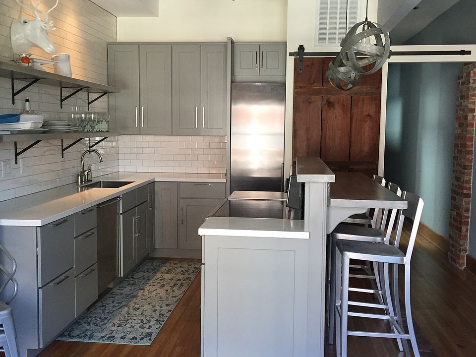 1st image of 421 1/2 Massachusetts Ave #10