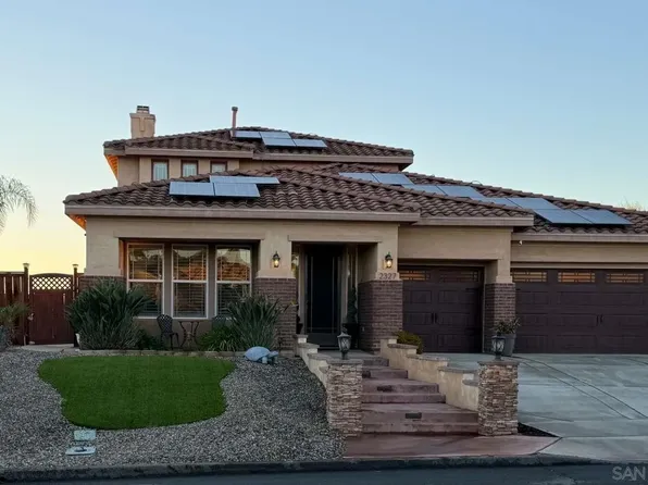 2327 Clearcrest Ln, Fallbrook, CA 92028