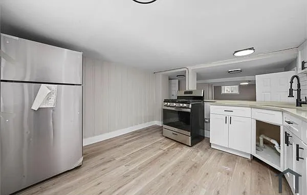 14137 Greenwood Rd #2 — Photo 1