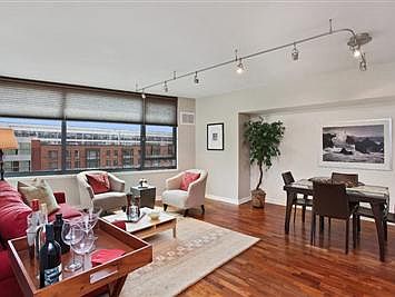 1st image of 250 King St Unit 560