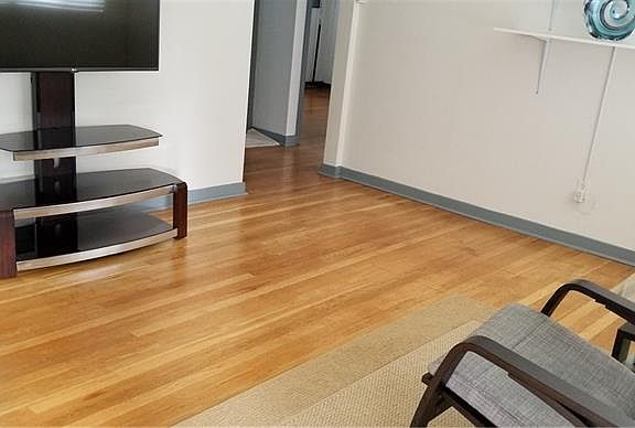2nd image of 113 McMasters Dr