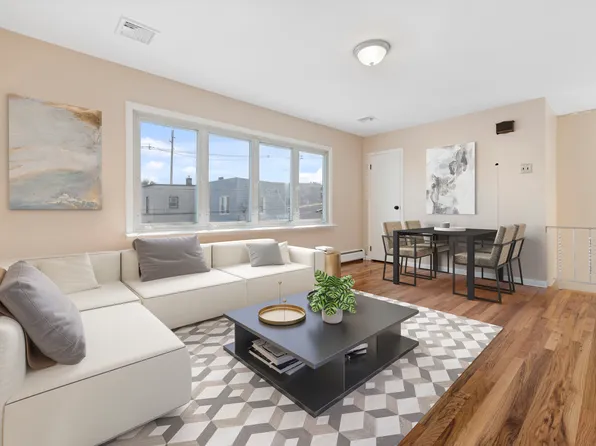 231 Maple Street image 1 of 8