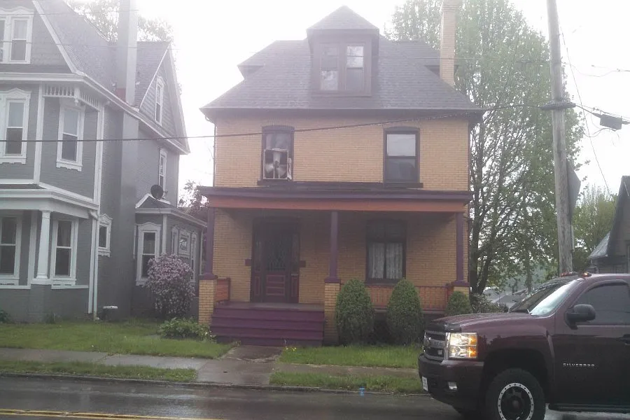 330 E 10th Ave photo 1