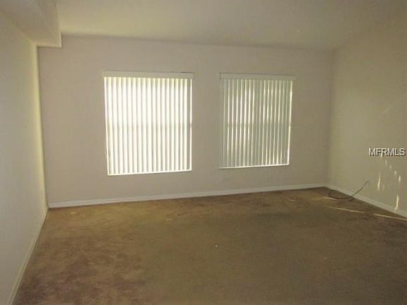 3rd image of 3054 Eagle Crossing Dr