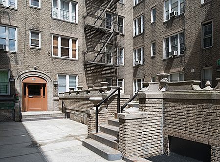 5th image of 601 W 175th St APT 05A
