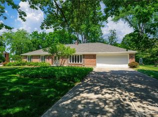 613 Banbury Rd, Dayton, OH 45459