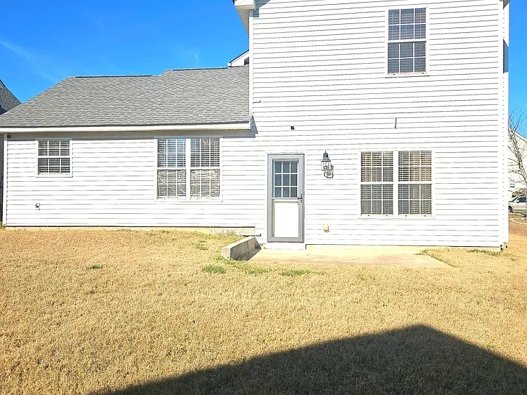 1278 Labrador Ln — Photo 2