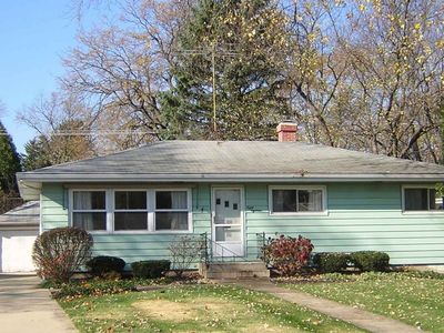 818 Lyford Ln, Wheaton, IL, 60189