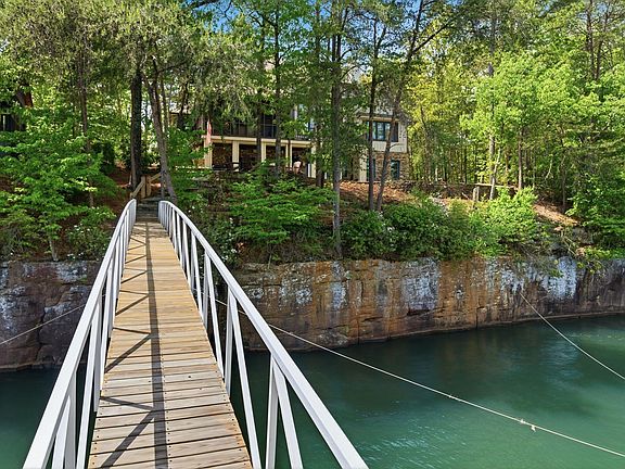 5th image of 203 Trail Path Rd
