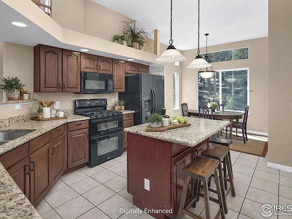 4th image of 220 Timber Rd