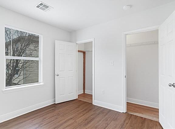 5th image of 1554 Mandolin St