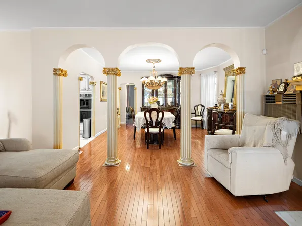 562 84th Street image 4 of 23