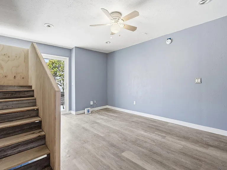 3168 Franklin Ave #A — Photo 24