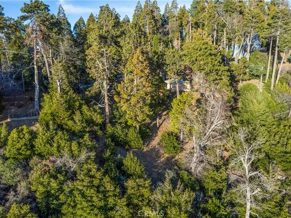 24219 Great View Dr, Crestline, CA 92325