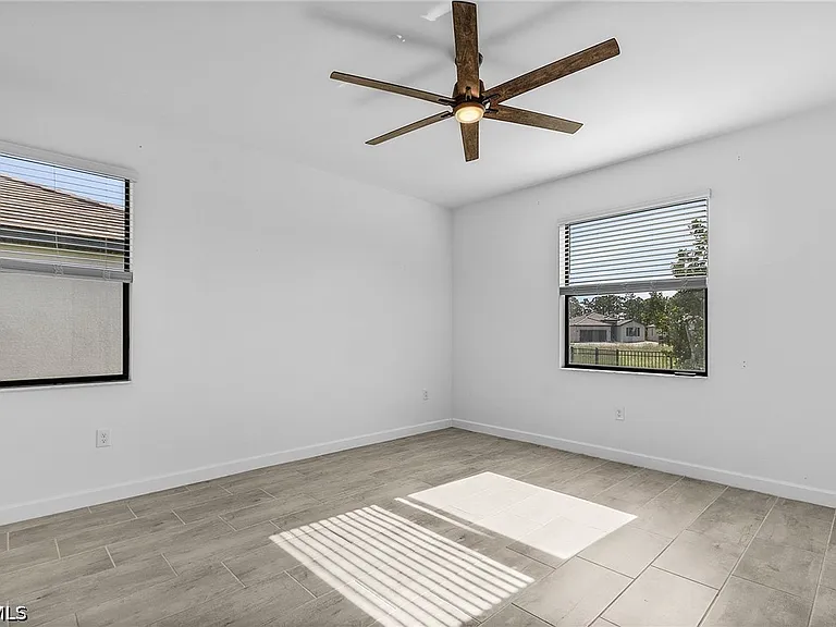 11151 Timber Creek Dr E — Photo 19