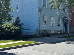 30 Paddock St #28, Saint John, NB E2L3A6