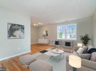 1026 Manning Dr, Fredericksburg, VA