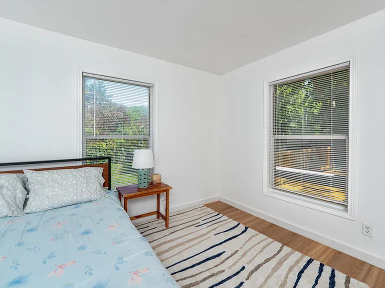 146 Park Dr — Photo 15