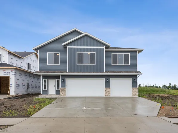 1057 61st Ave W, West Fargo, ND 58078