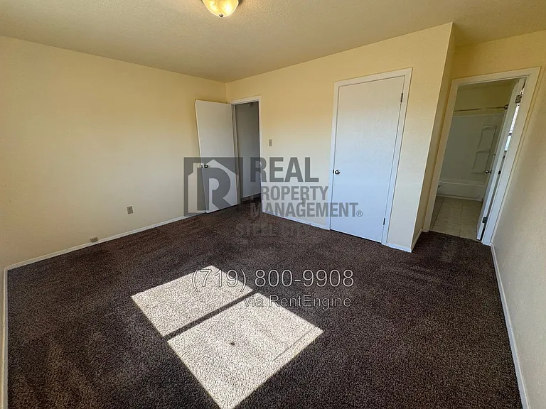 2116 Norman Ln #B — Photo 15