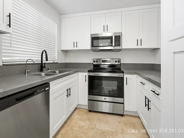 7315 Calle Cristobal #129 — Photo 9