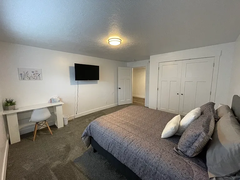 9507 S 1860 W #B — Photo 23