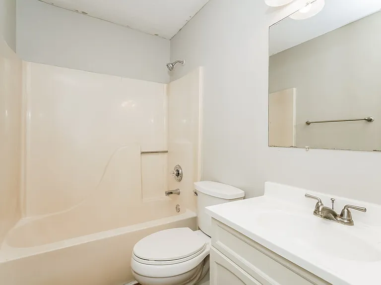 11045 Amburg Ct — Photo 13