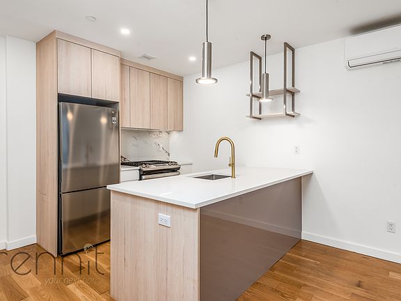 5th image of 375 Dean St APT 407