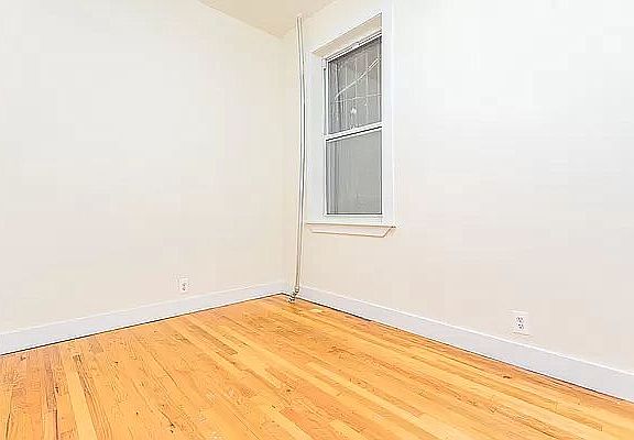 2nd image of 1065 Dean St #1F