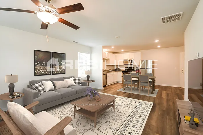 4 bed, 2.5 bath, 1804 sqft, $1,825 — Photo 4