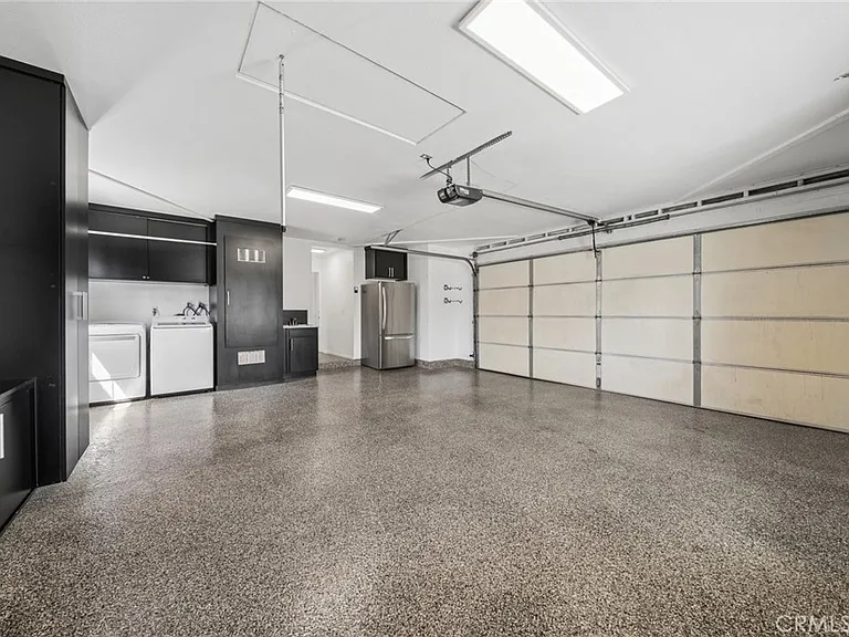 253 N Paseo De Juan — Photo 20